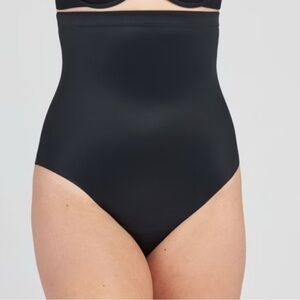 ASSETS by SPANX Women's Flawless Finish High-Waist Shaping Thong 1x